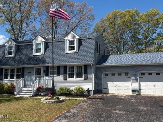 House for sale in Lanoka Harbor, New Jersey