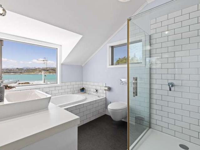 House for sale in Lyall Bay, Wellington