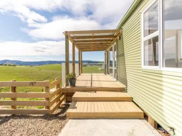House for sale in Otakou