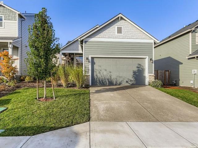 House for sale in Oregonia