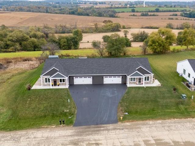 Condo for sale in Iron Ridge, Wisconsin