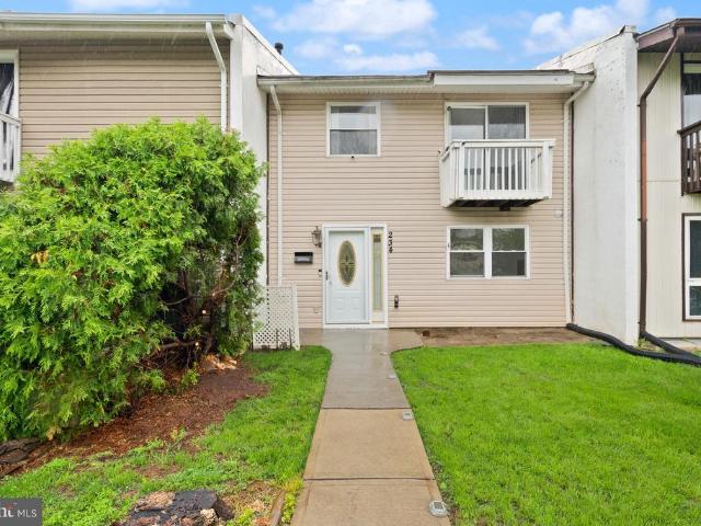 Townhouse for sale in Sterling