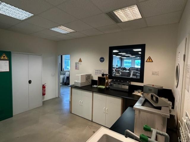 Atelier mieten in Plan-les-Ouates