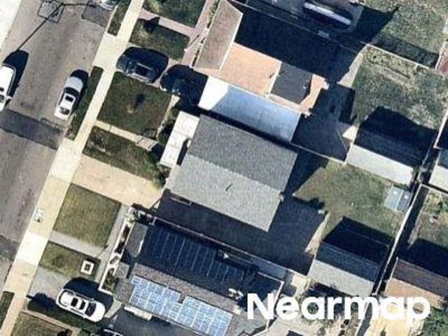 House for sale in Queens, Arverne