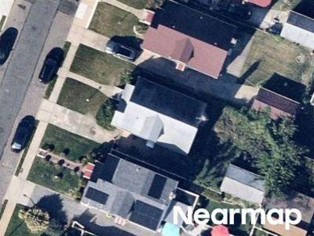 House for sale in Queens, Arverne