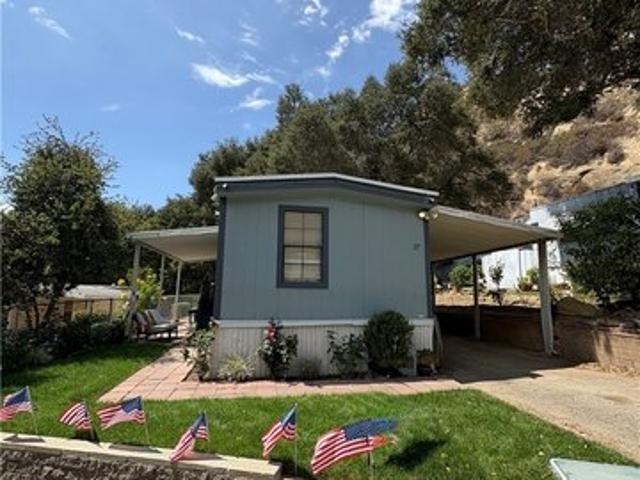 House for sale in Canyon Country, California
