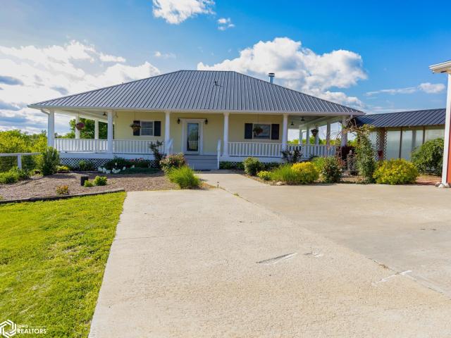 Farm for sale in Centerville, Iowa