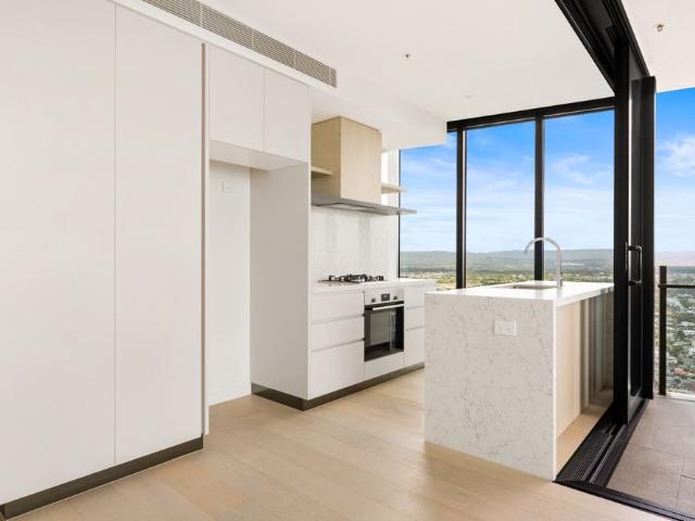 Apartment for rent in Broadbeach, Gold Coast City