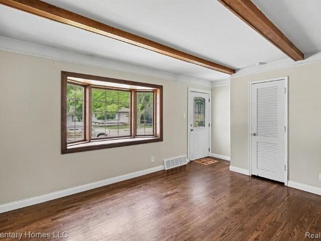 House for sale in Saint Clair Shores, Macomb County