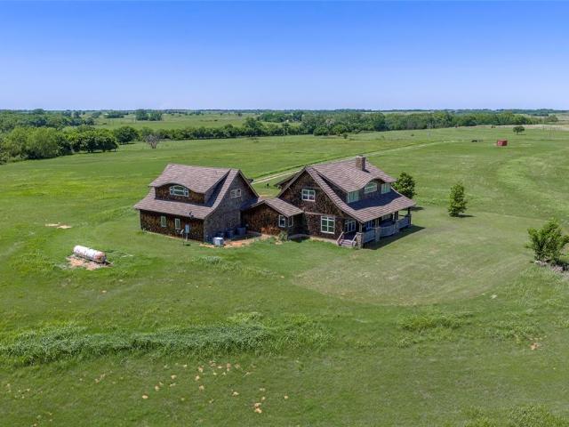 House for sale in Maysville, Oklahoma