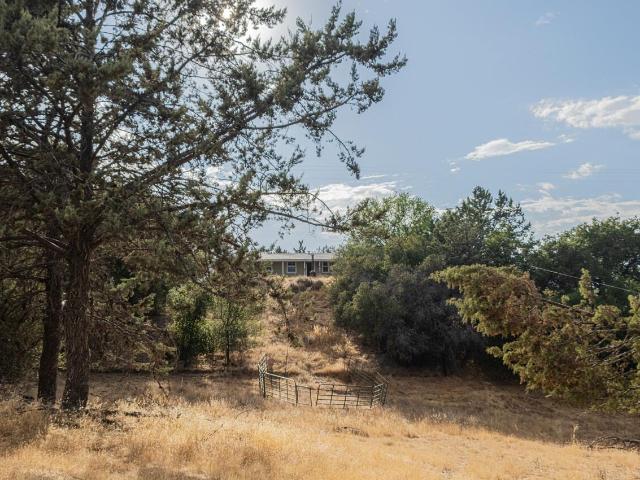 House for sale in Bradley, California