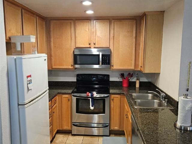 Condo for sale in Corona