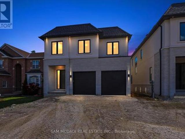 House for sale in Oakville, Ontario