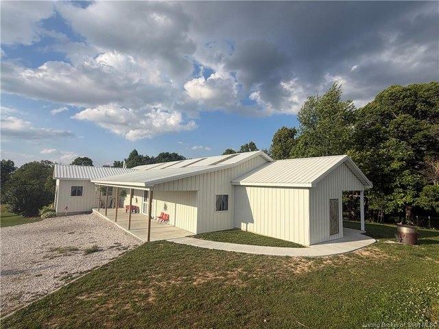 Farm for sale in Salem, Indiana
