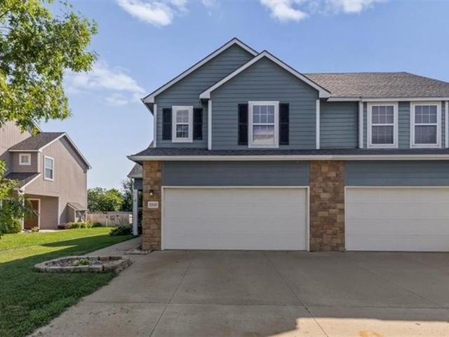 Townhouse for sale in Kansas