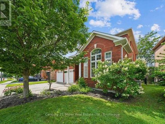 House for sale in Oakville, Ontario