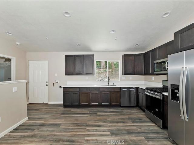 House for sale in Cedarpines Park, California