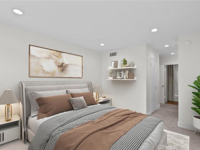 Condo for sale in Canyon Country, California