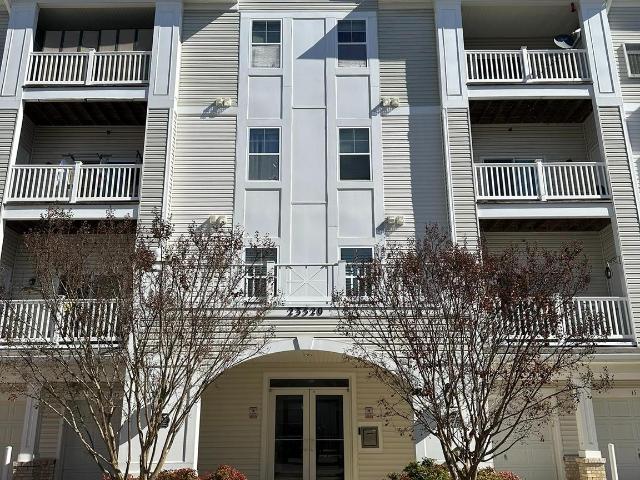 Condo for sale in California, Maryland