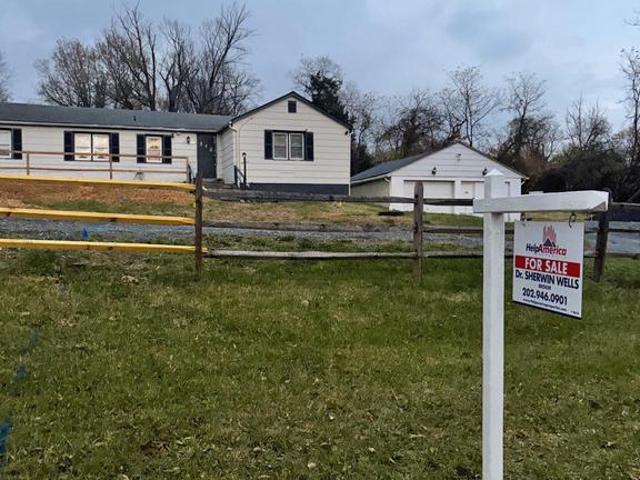 Commercial for sale in Clarksburg, Maryland