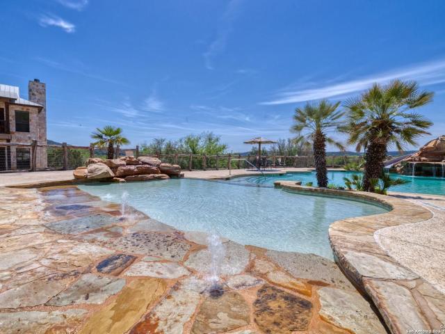 Condo for sale in Concan, Texas