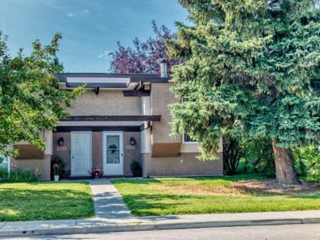House for sale in Rundle, Calgary