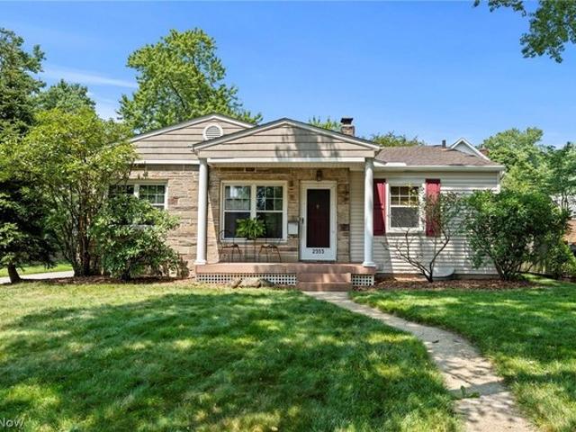 House for sale in Summit, Ohio
