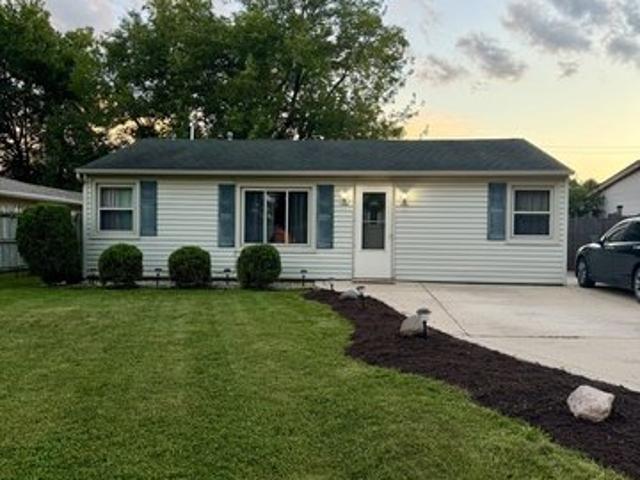 House for sale in Crest Hill, Illinois