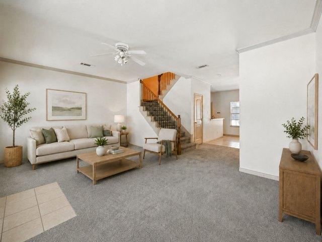 Townhouse for sale in Grand Prairie, Texas
