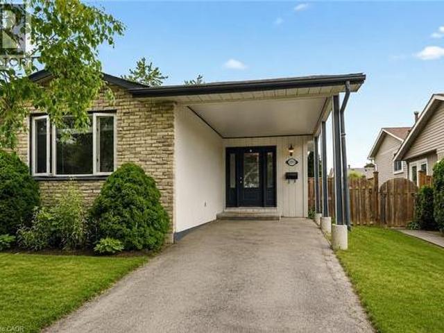 House for sale in Burlington, Ontario