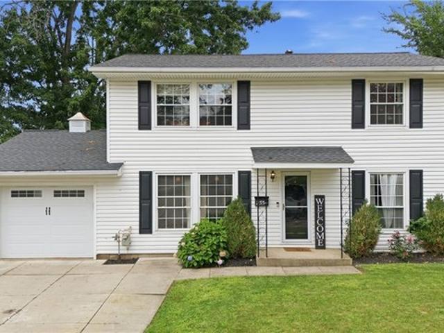 House for sale in Summit, Ohio