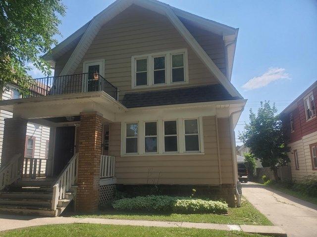House for sale in Milwaukee, Milwaukee County