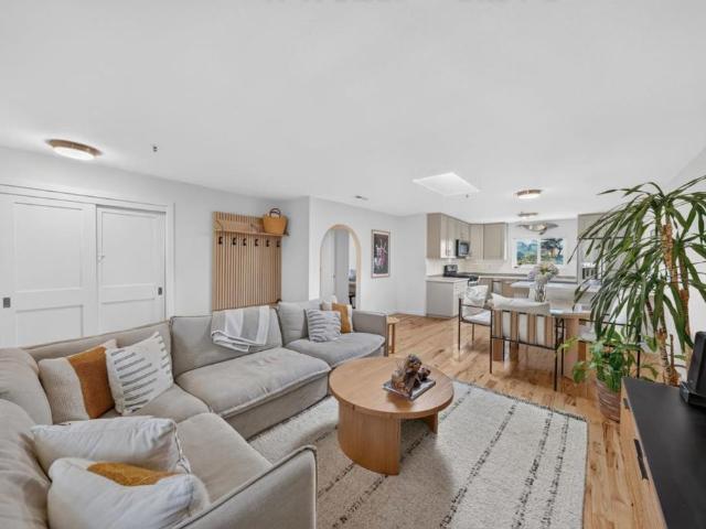 Condo for sale in San Mateo, California