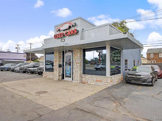 Commercial for sale in Wyandotte, Michigan