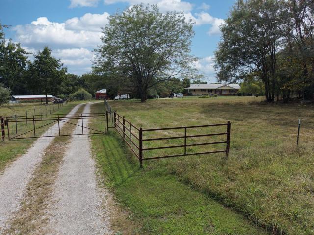 Farm for sale in Dunn, Mountain Grove