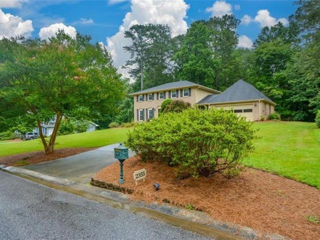 House for sale in Dunwoody, Georgia