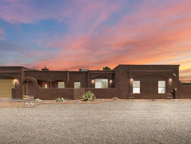 House for sale in Dona Ana, New Mexico