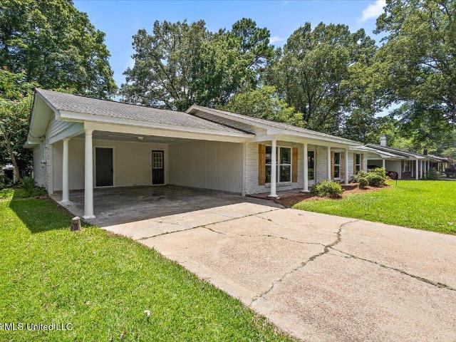 House for sale in Pearl, Mississippi