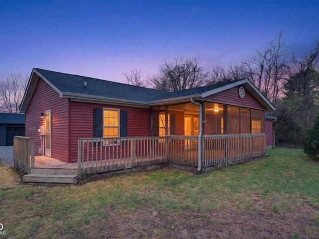 House for sale in Staunton, Indiana