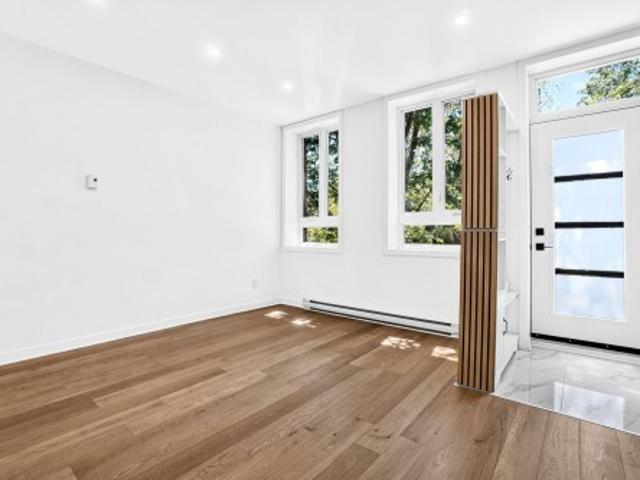 Condo for sale in Ville-Marie, Montréal