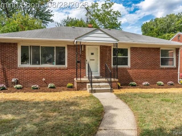 House for sale in Oak Park, Michigan