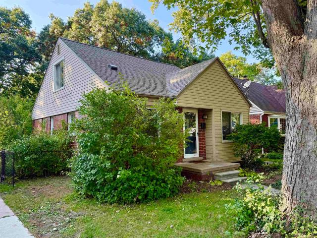 House for sale in Oak Park, Oakland County