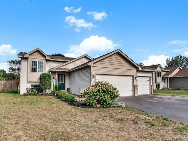 House for sale in Saint Francis, Anoka County