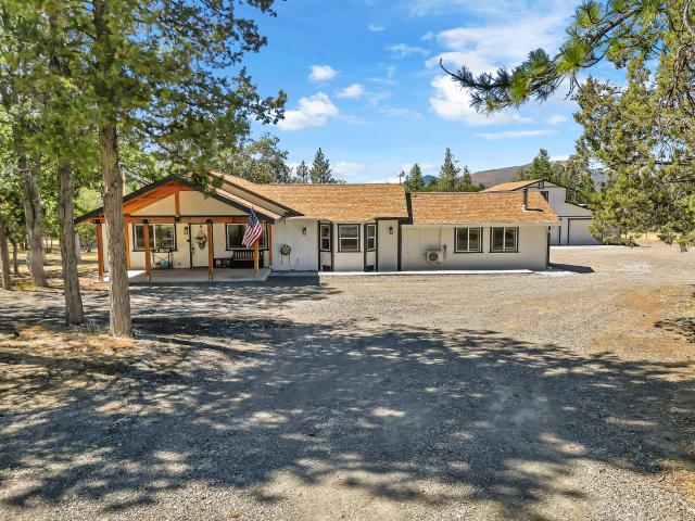 House for sale in Shasta, California