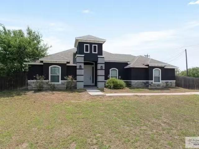 House for sale in Raymondville