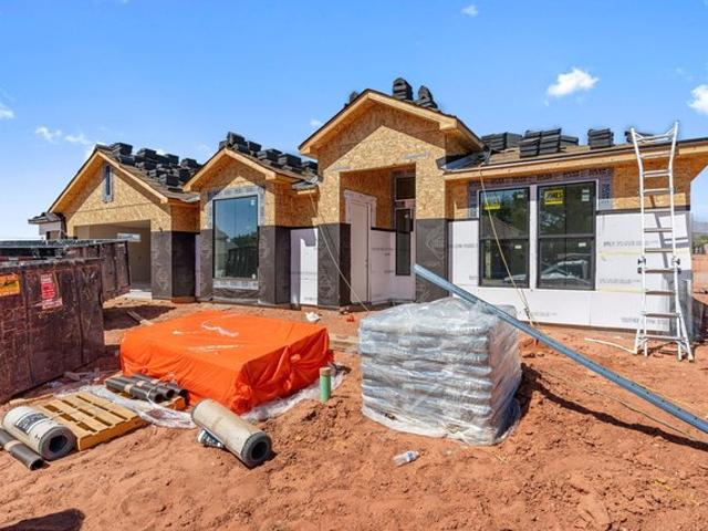 House for sale in Santa Clara, Utah