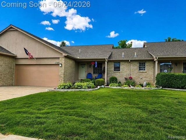 Condo for sale in Clinton Township, Michigan