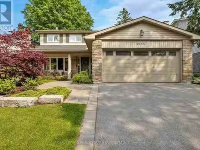 House for sale in Oakville, Ontario