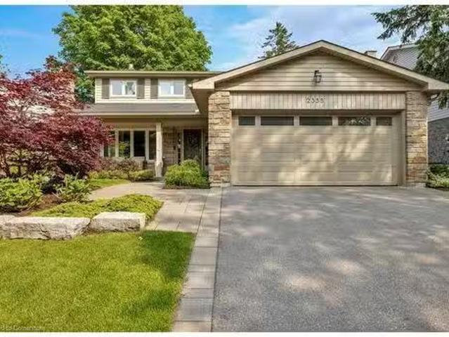 House for sale in Oakville, Ontario