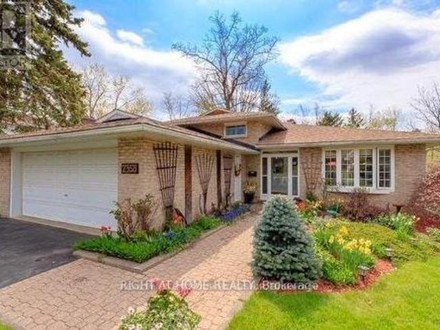 House for rent in Sheridan Homelands, Mississauga